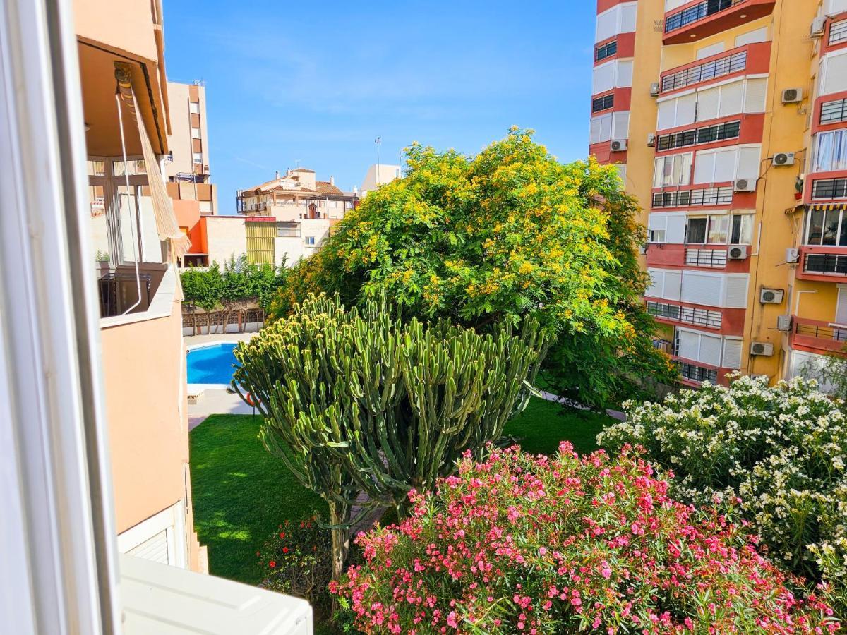 Estudio Vip Mediterraneo - Alojamientos La Torre Torre Del Mar Exterior foto